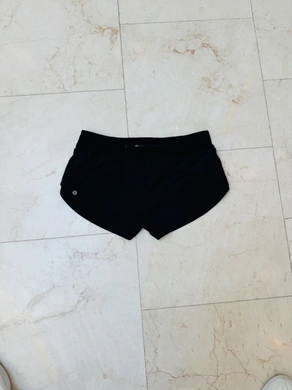 Lululemon Speed Up Short 2.5